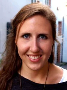 Dr. Jana Samland